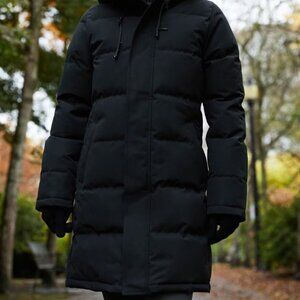 Aritzia TNA St. Anton Parka, Size Medium